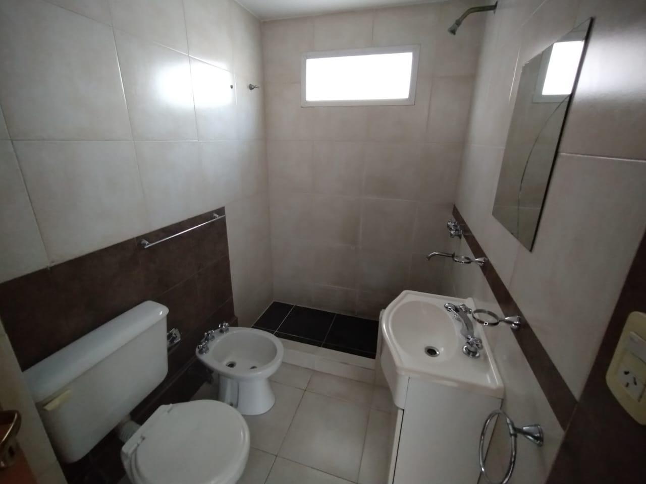 Foto de Departamento en alquiler ubicado en Mendoza al 600 Rosario, imagen 4