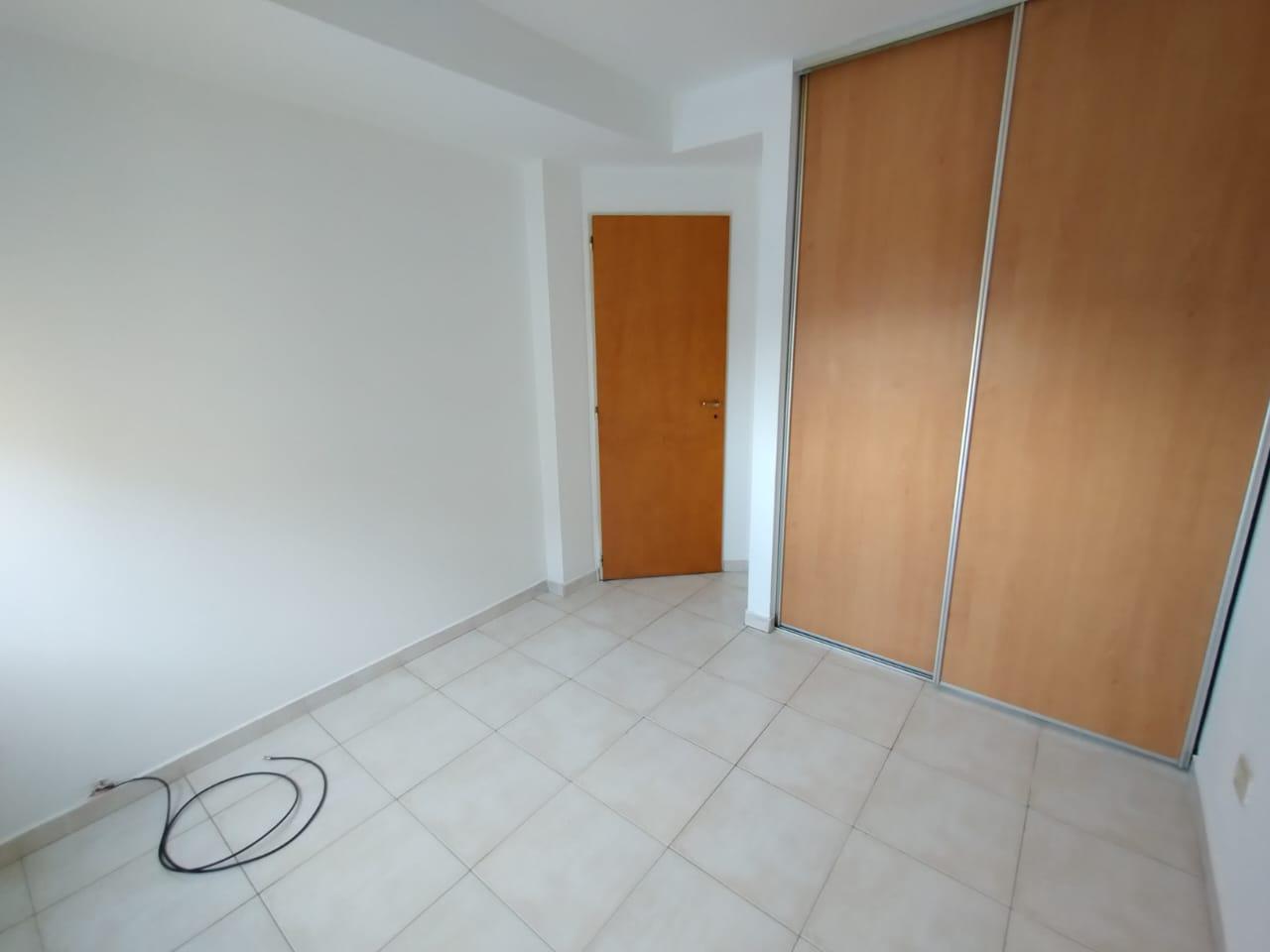 Foto de Departamento en alquiler ubicado en Mendoza al 600 Rosario, imagen 3
