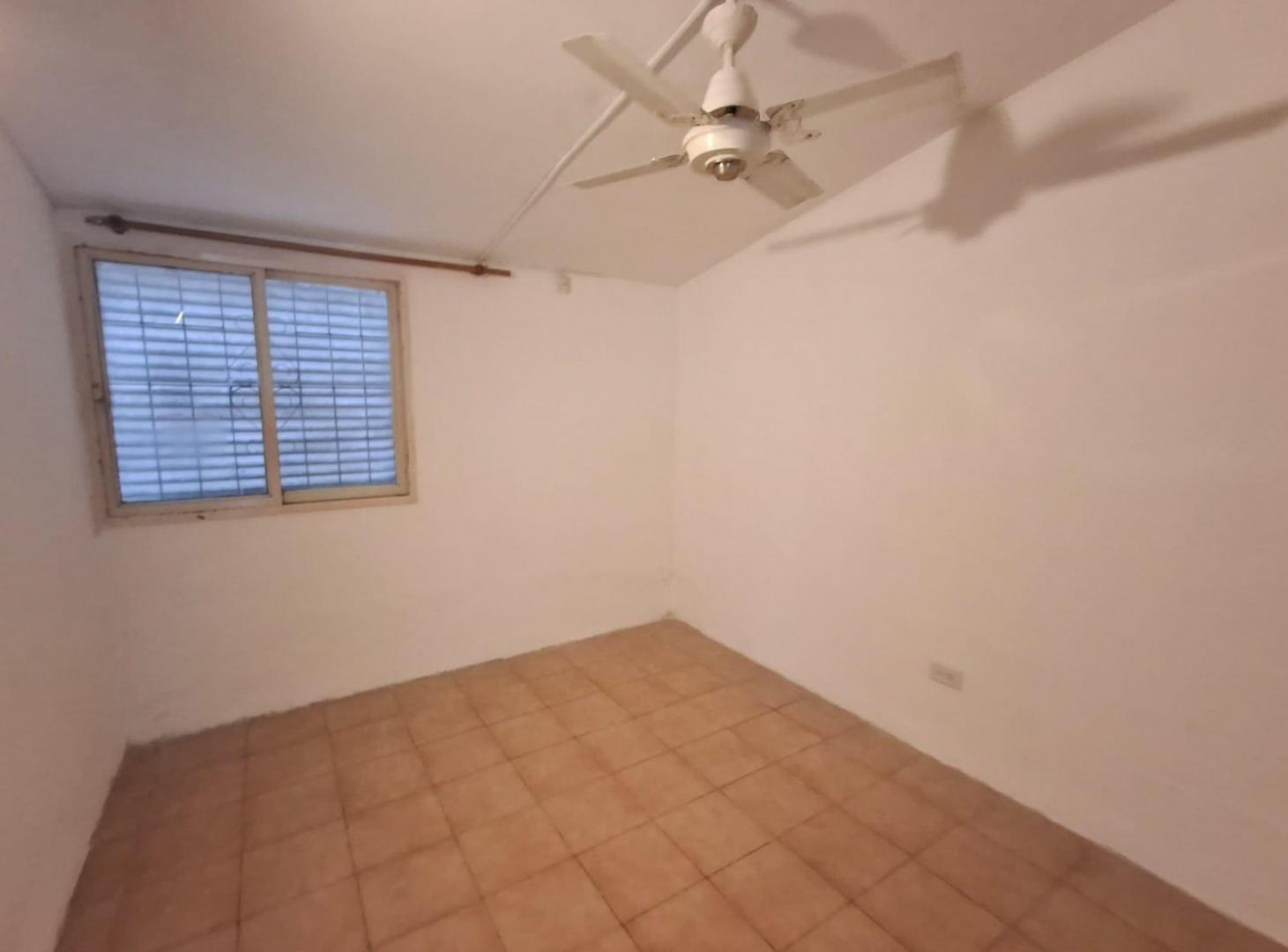 Foto de Casa A LA VENTA NAHUEL HUAPI 4500. ROSARIO, imagen 4