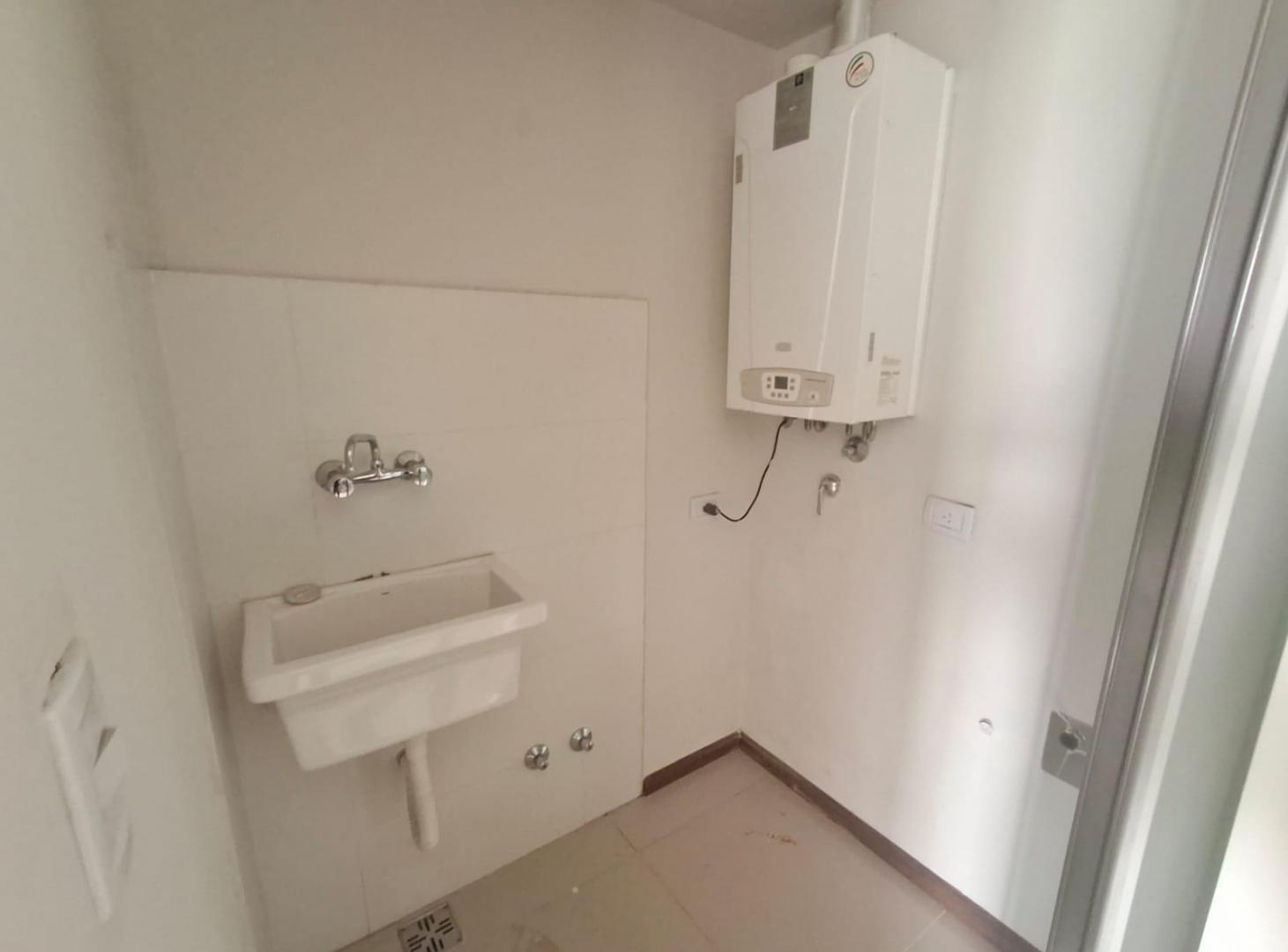 Foto de Departamento de un dormitorio con cochera Rosario, imagen 4