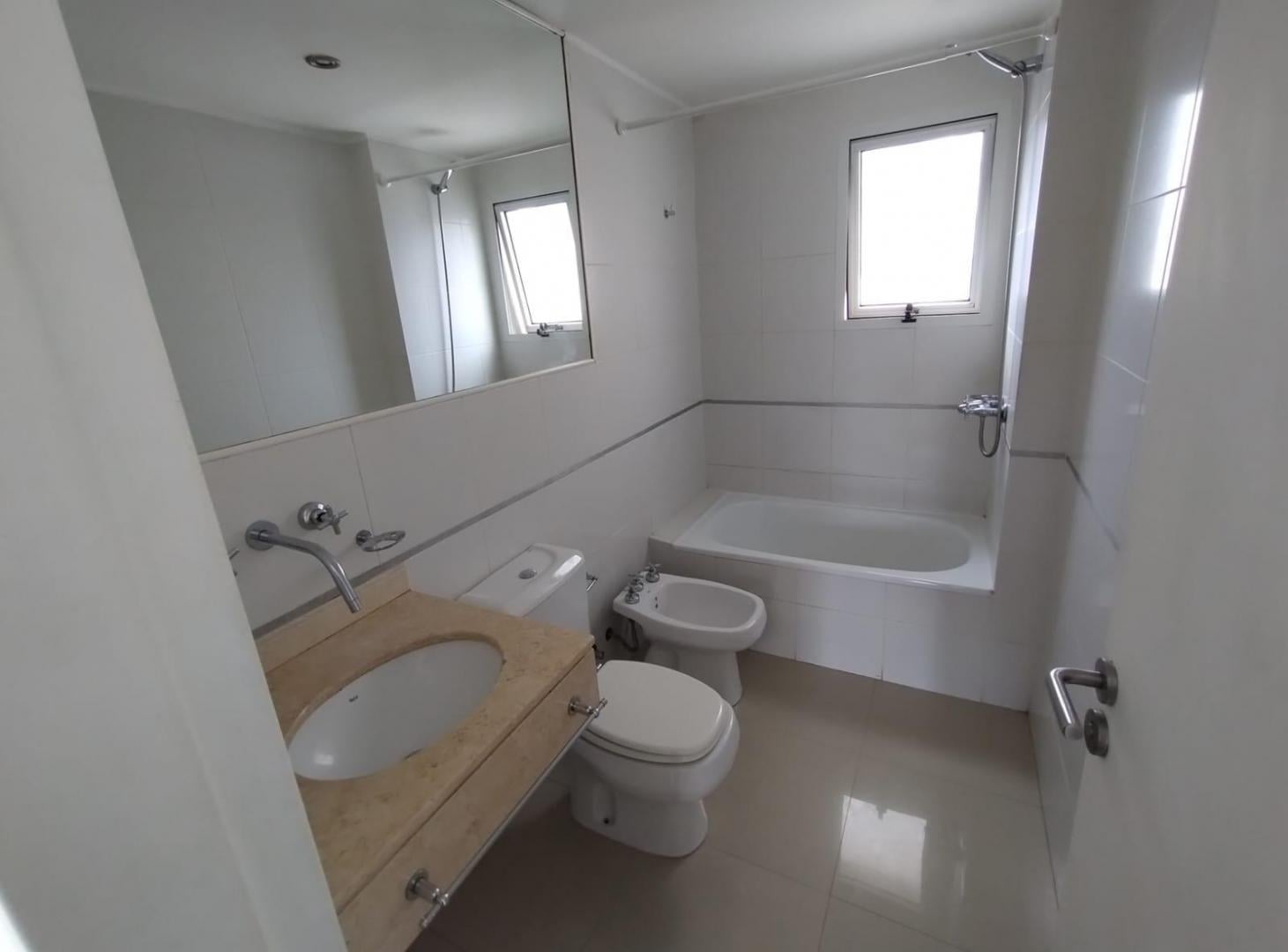 Foto de Excelente departamento en alquiler ubicación única en Rosario, imagen 5