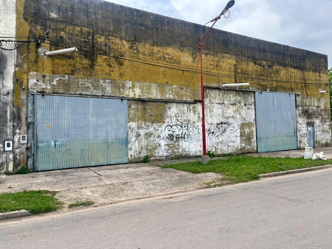Foto de Galpón en alquiler entrada de Camiones Guido Spano y Sthefenson Villa, imagen 5