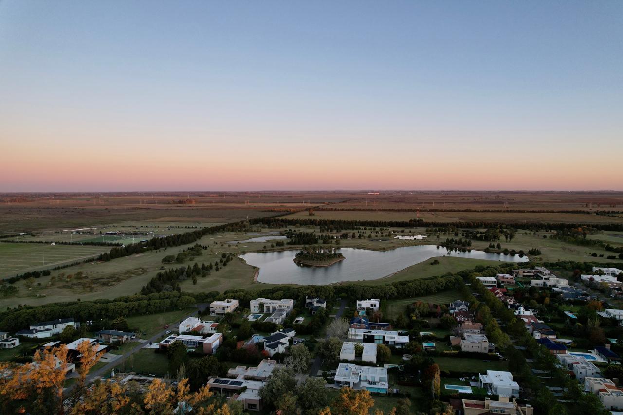 Foto de VENTA Lote de 1.200 m² en Kentucky Club de Campo Funes, imagen 1