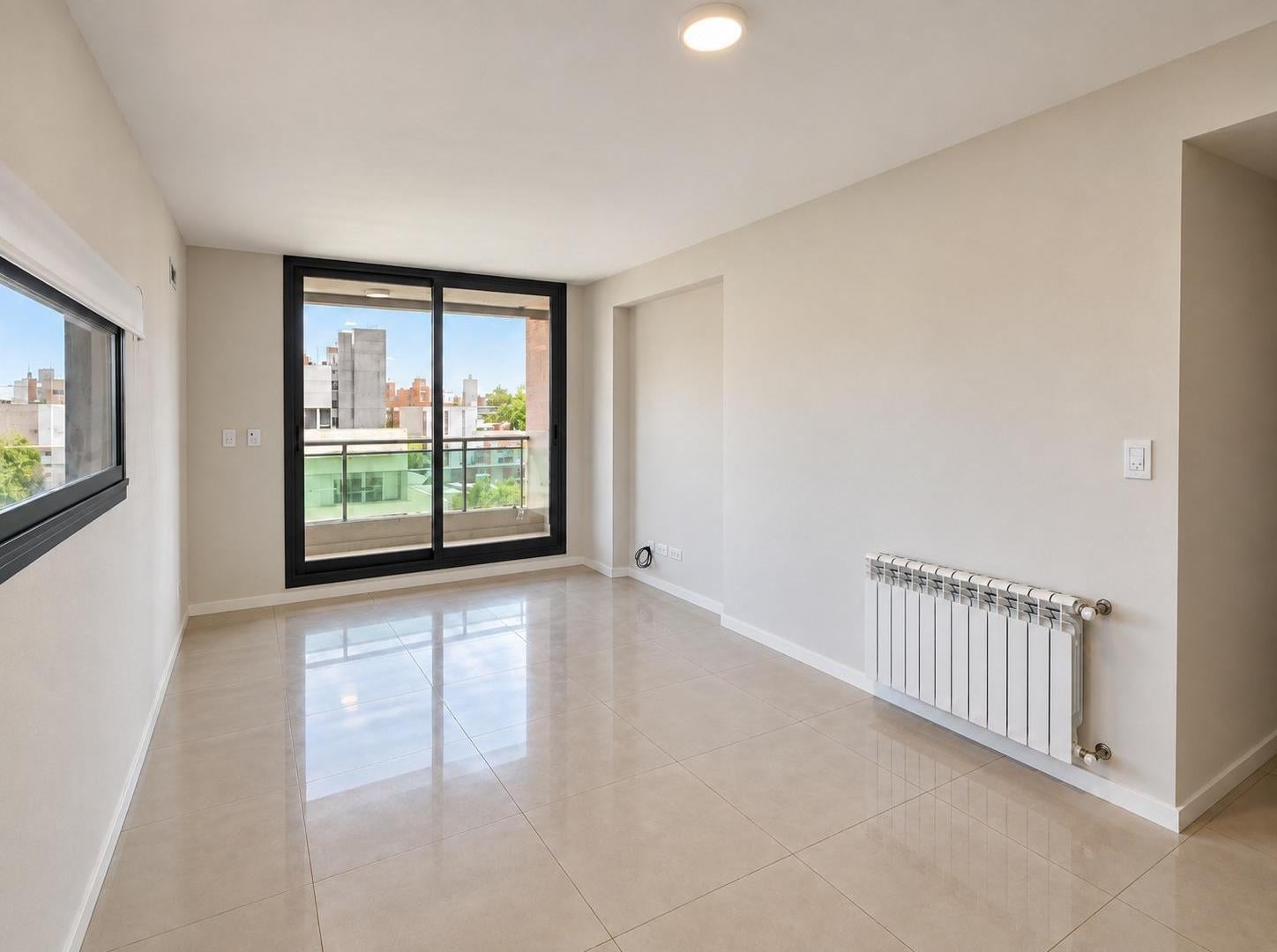 Foto de Departamento en alquiler dos dormitorios con cochera San Juan 3000, imagen 1