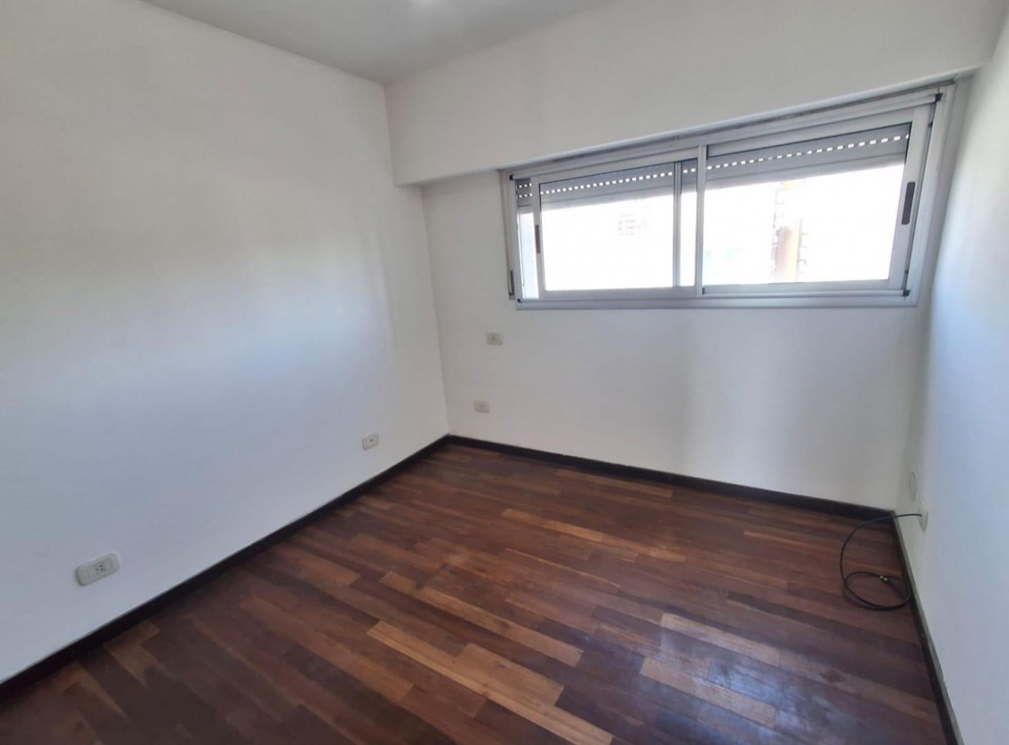 Foto de Departamento de 1 dormitorio en alquiler con balcón al frente, imagen 5