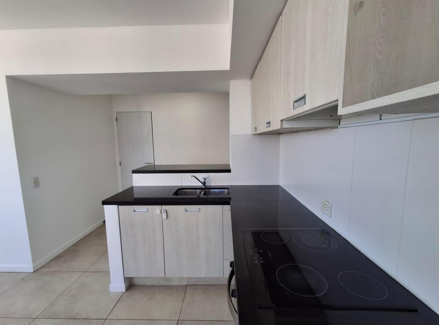 Foto de Departamento de 1 dormitorio en alquiler con cochera y amenities Mitre, imagen 5