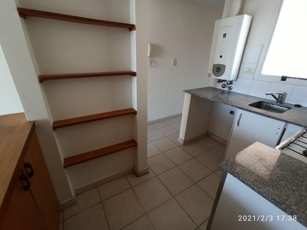 Foto de Departamento de 2 dormitorios con suite y dos balcones Zeballos 578, imagen 5