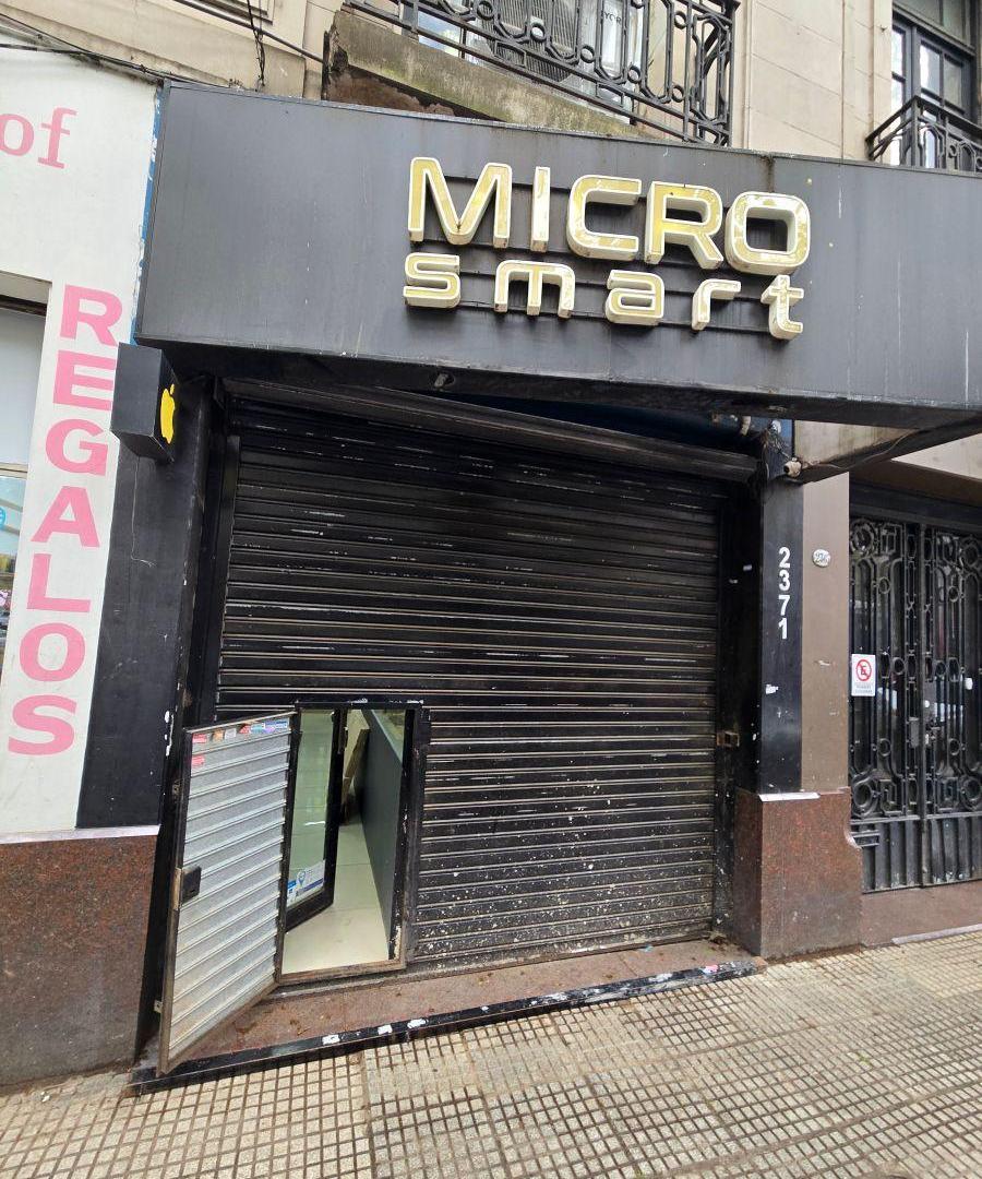 Foto de LOCAL SOBRE OLZABAL A METROS DE AV CABILDO, imagen 1