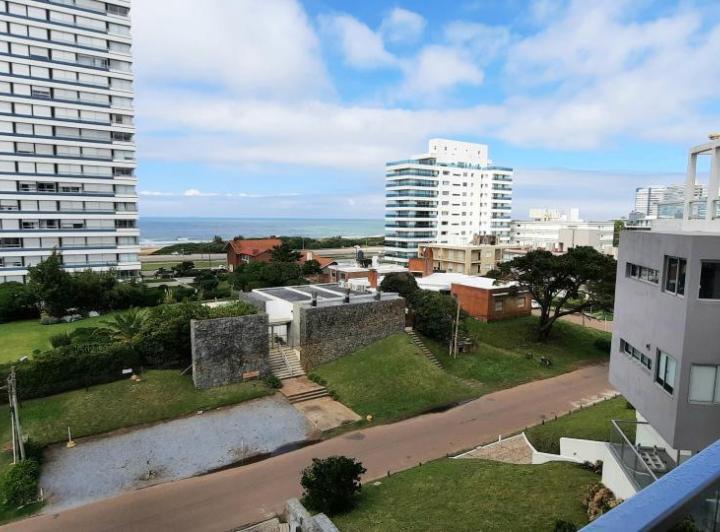 Departamento en Playa Brava