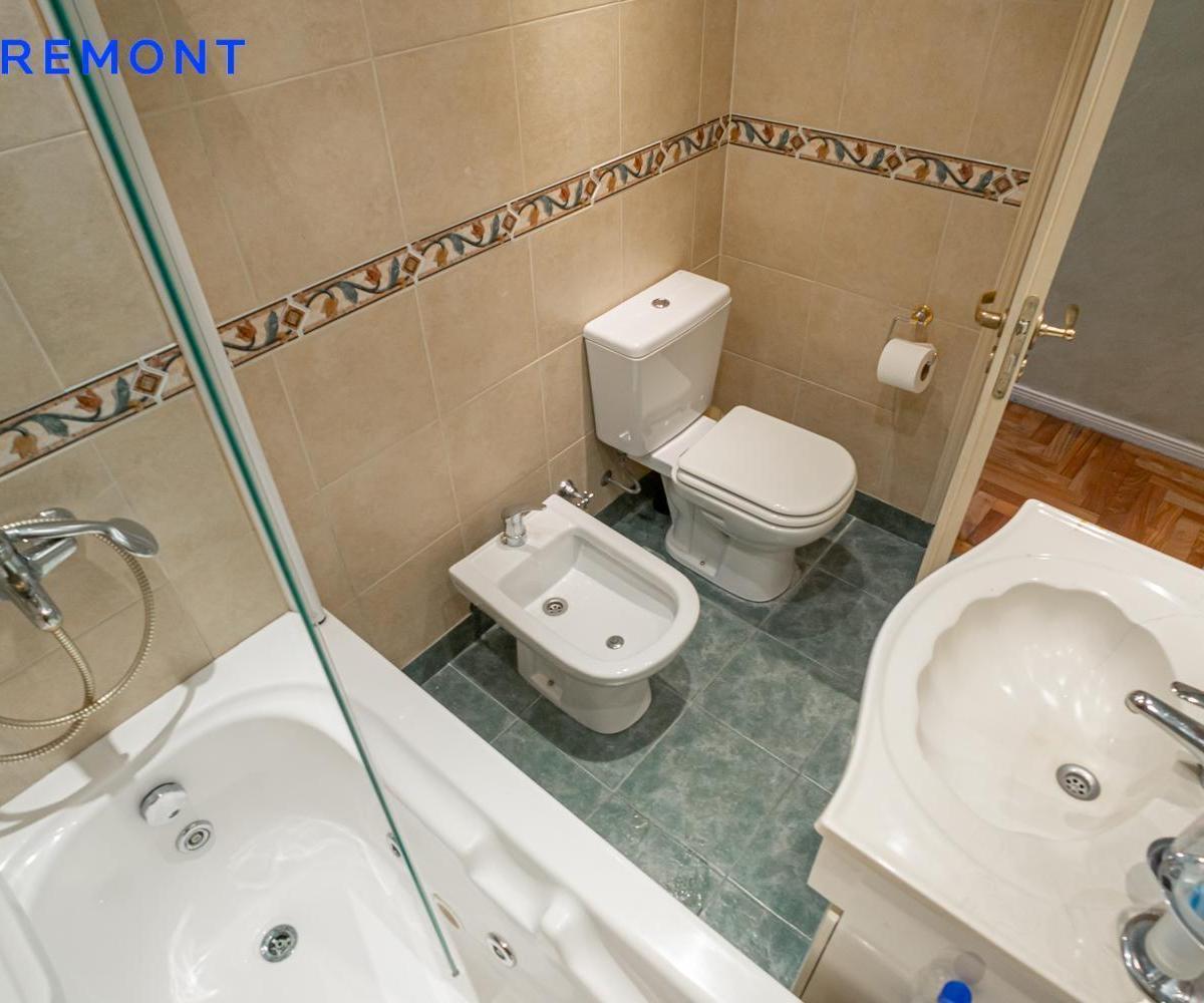 Semipiso de 4 Ambientes con Cochera en Venta en Doblas Al 500 4