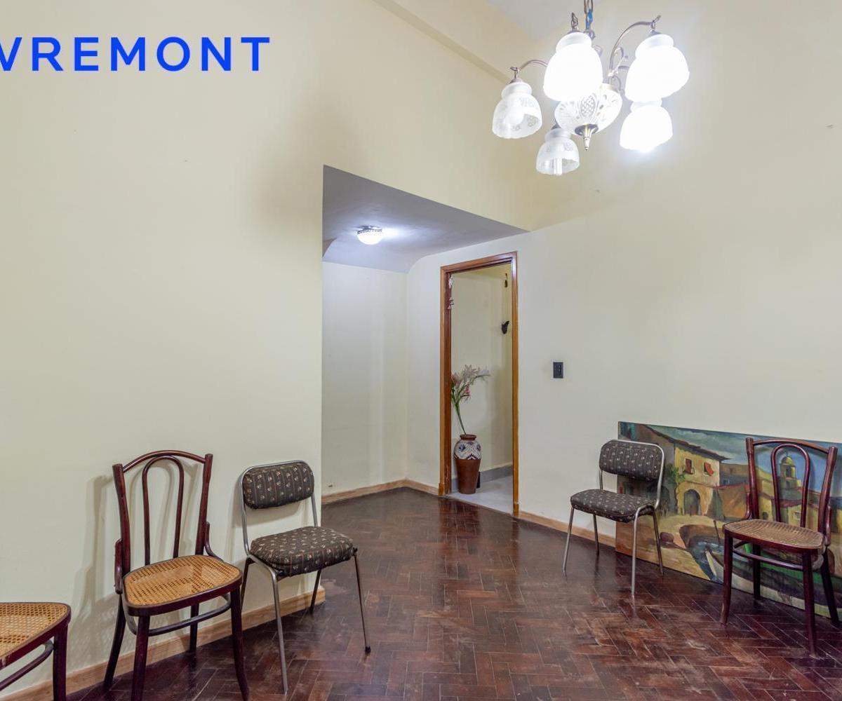 Av. San Juan 1200 Ph de 3 ambientes con patio en venta en Constitucion