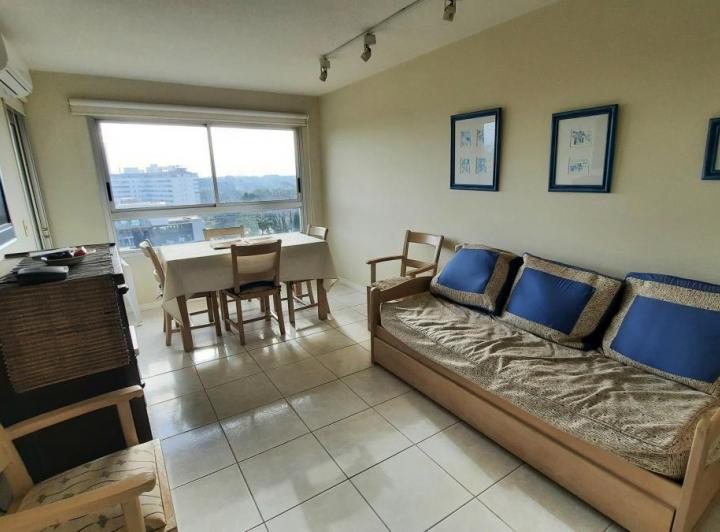 Departamento en Cantegril