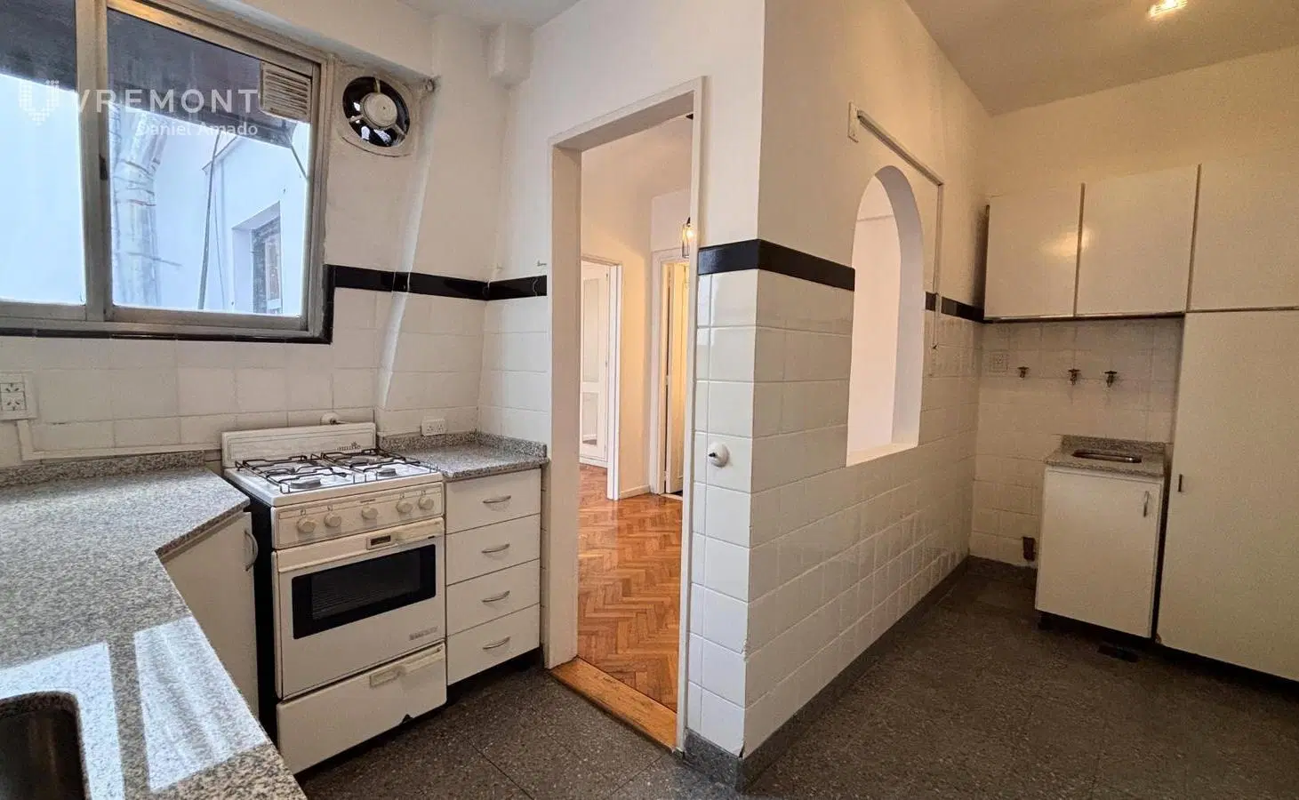 Departamento de 3 ambientes en venta en Recoleta con baulera, toilette y baño completo 1
