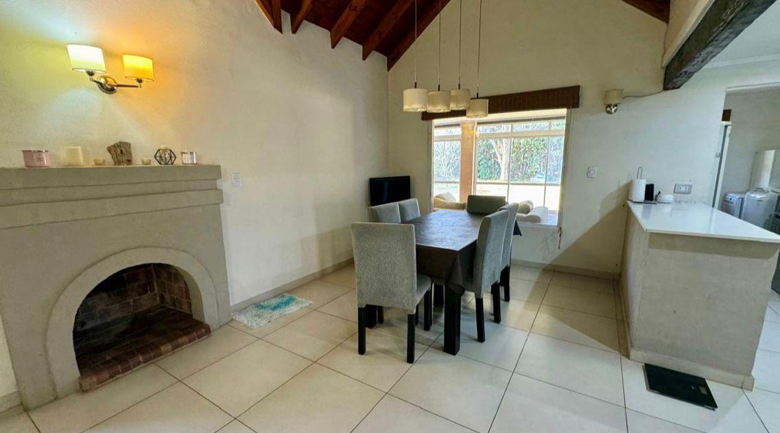 Foto de Casa en alquiler de 5 ambientes y pileta, imagen 5