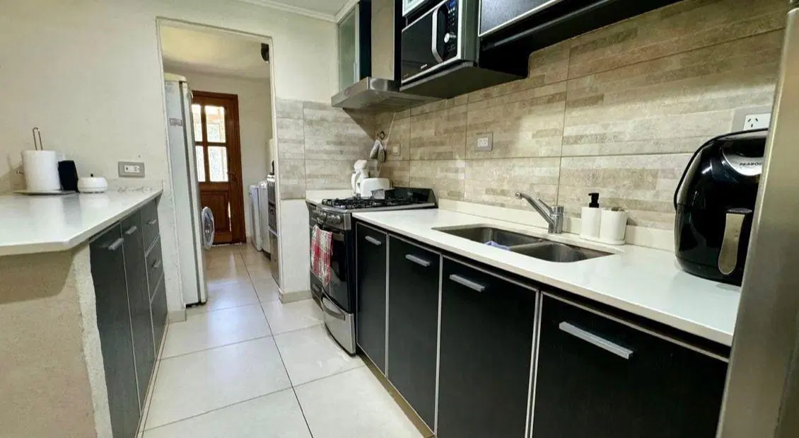 Casa en alquiler de 5 ambientes y pileta 2