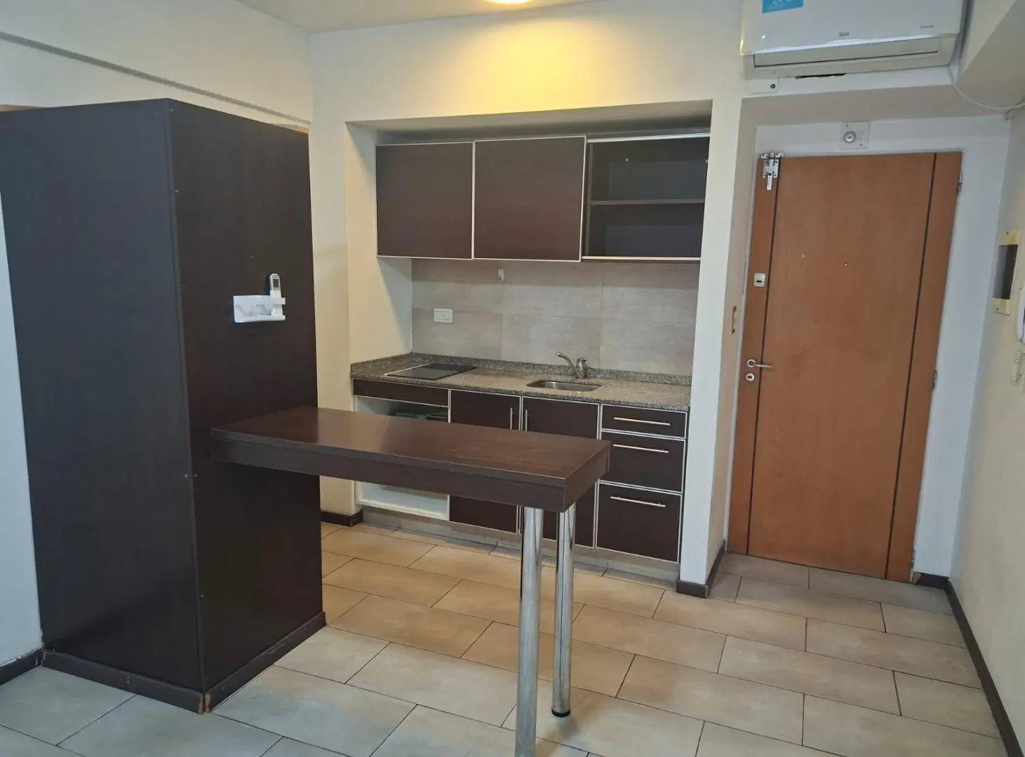 Don Bosco al 3800 Departamento en Alquiler en Almagro con balcon al frente. 5
