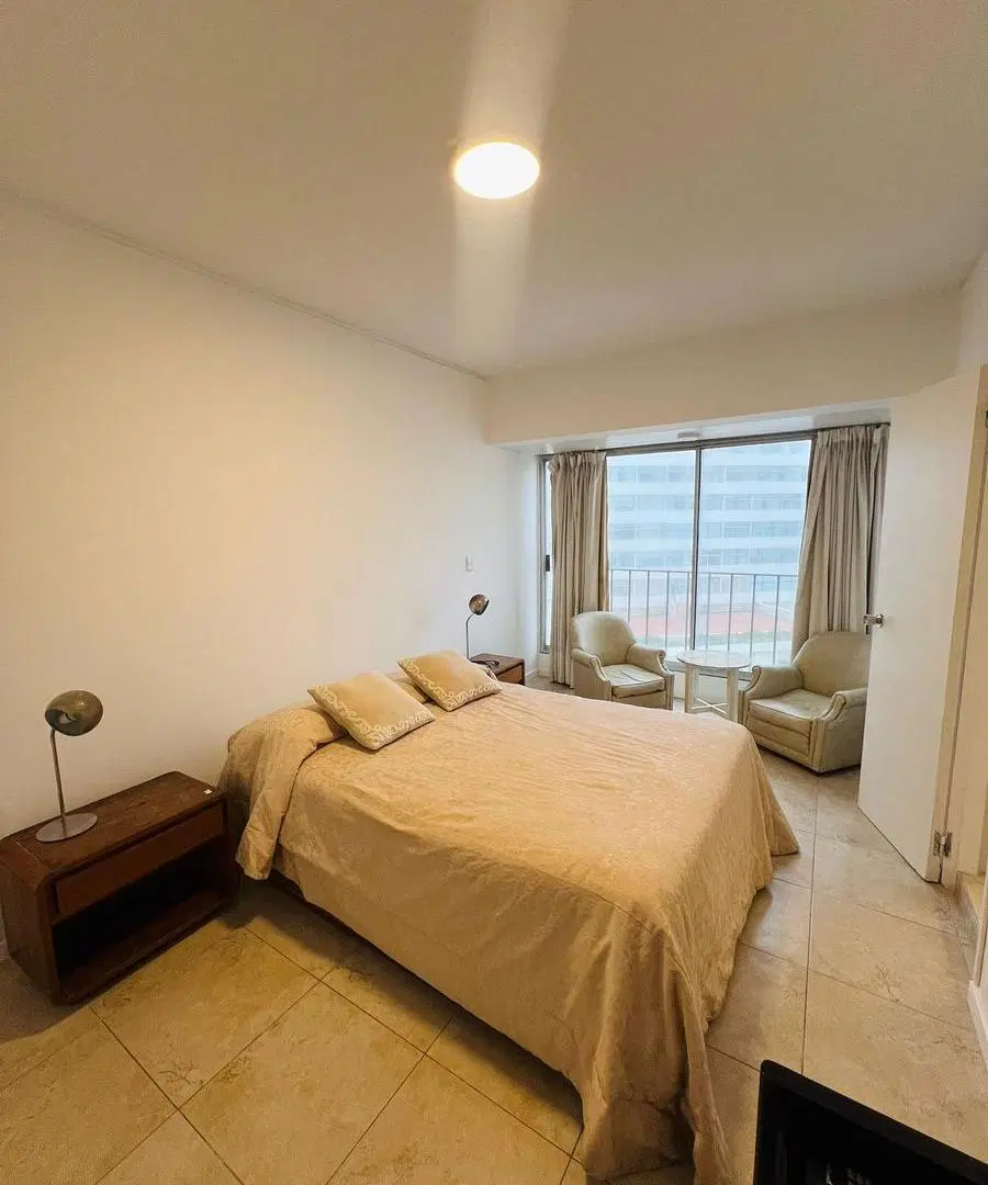 Departamento en Playa Brava 1