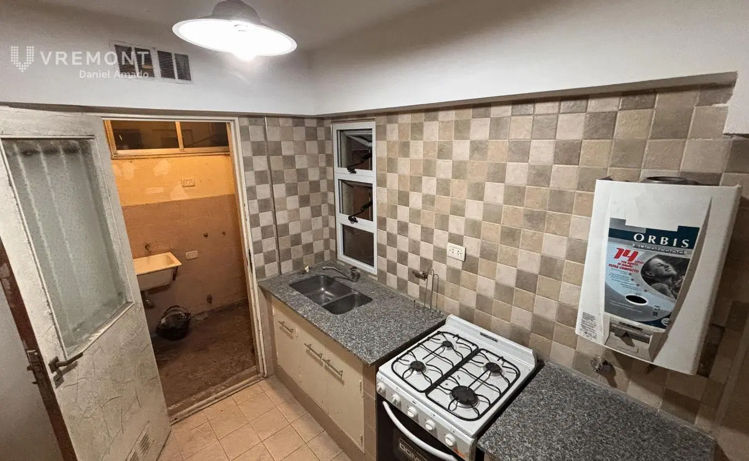 Departamento de 2 ambientes en Venta en Barracas, planta baja con patio. 4