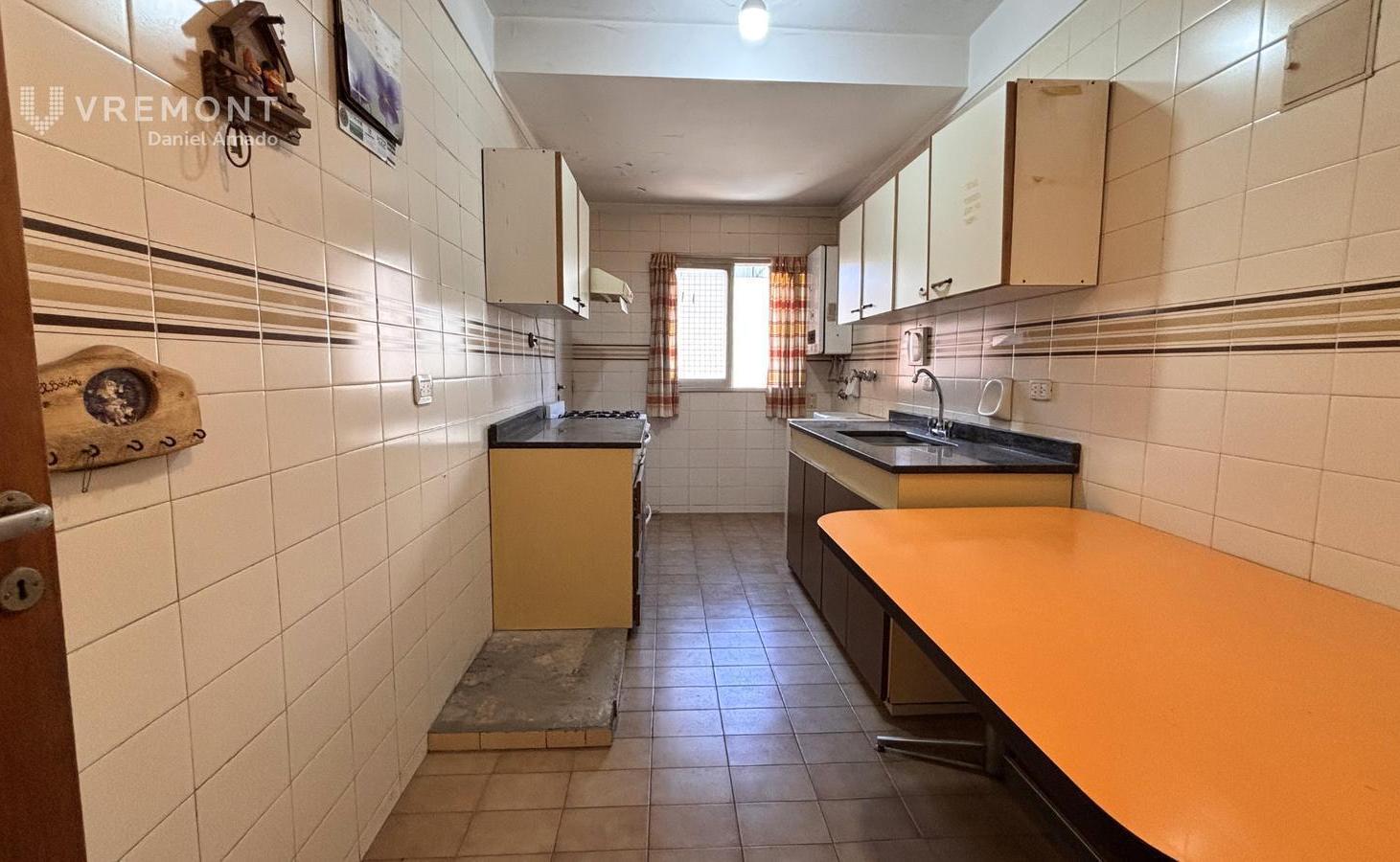 Foto de Departamento 4 ambientes en venta en Caballito con cochera y balcon, imagen 2