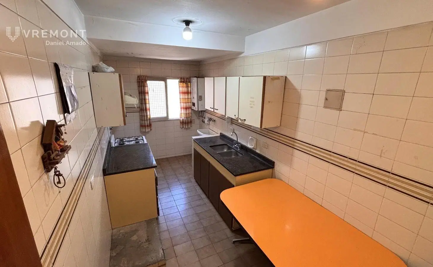 Departamento 4 ambientes en venta en Caballito con cochera y balcon 2