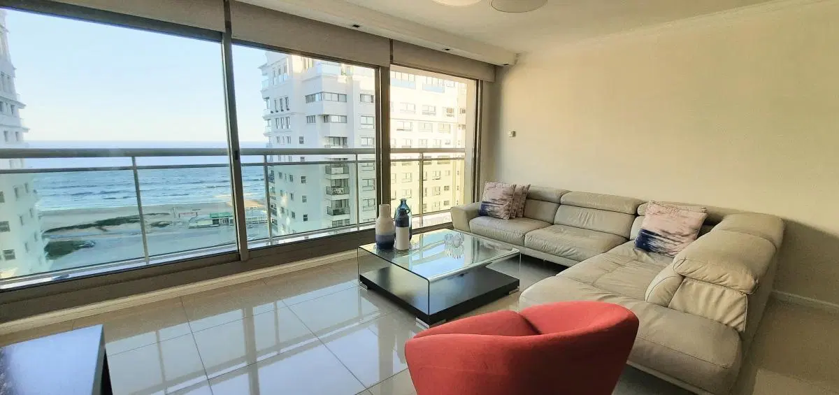 Departamento en Playa Brava 5