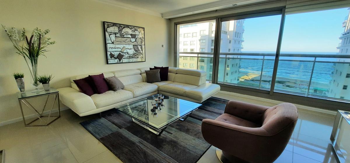 Departamento en Playa Brava