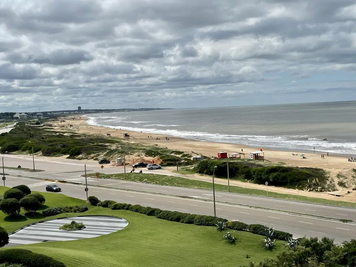 Departamento con vista al mar en la Brava 2