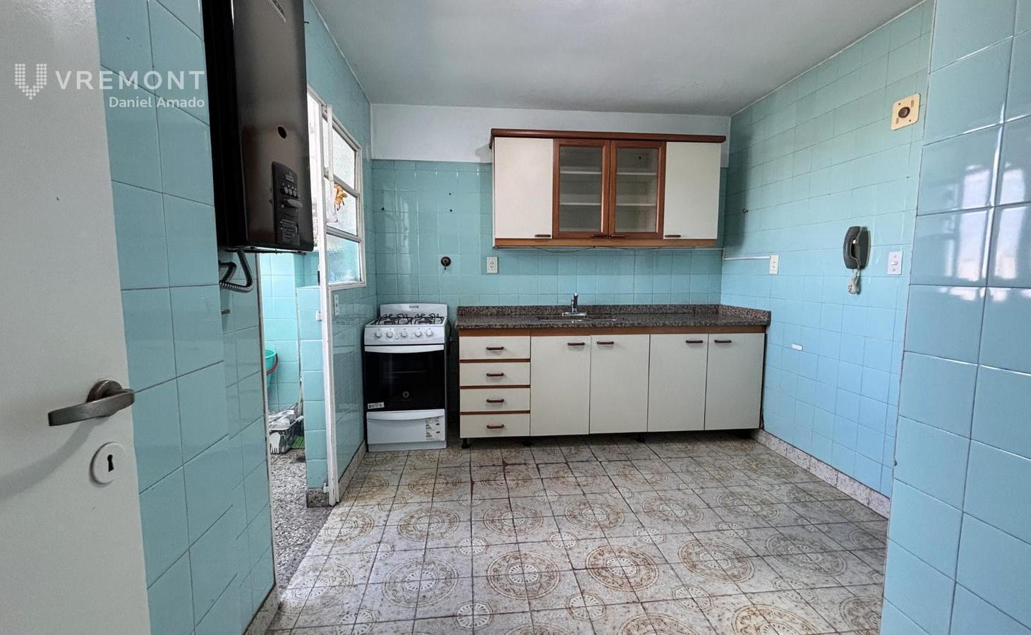 Foto de Semipiso de 3 ambientes en venta en Parque Chacabuco con balcon., imagen 1