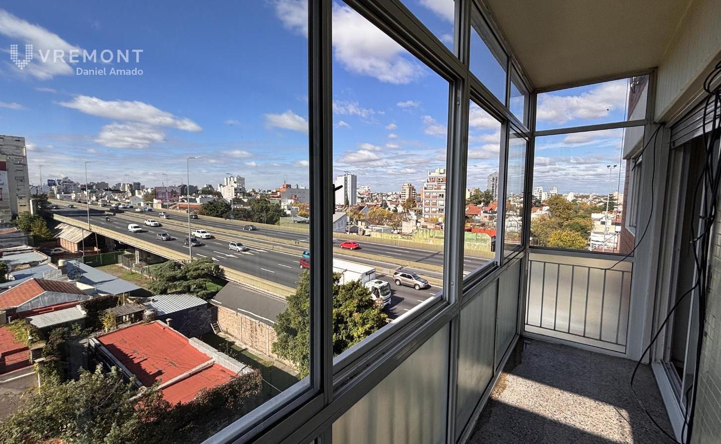 Foto de Semipiso de 3 ambientes en venta en Parque Chacabuco con balcon., imagen 2