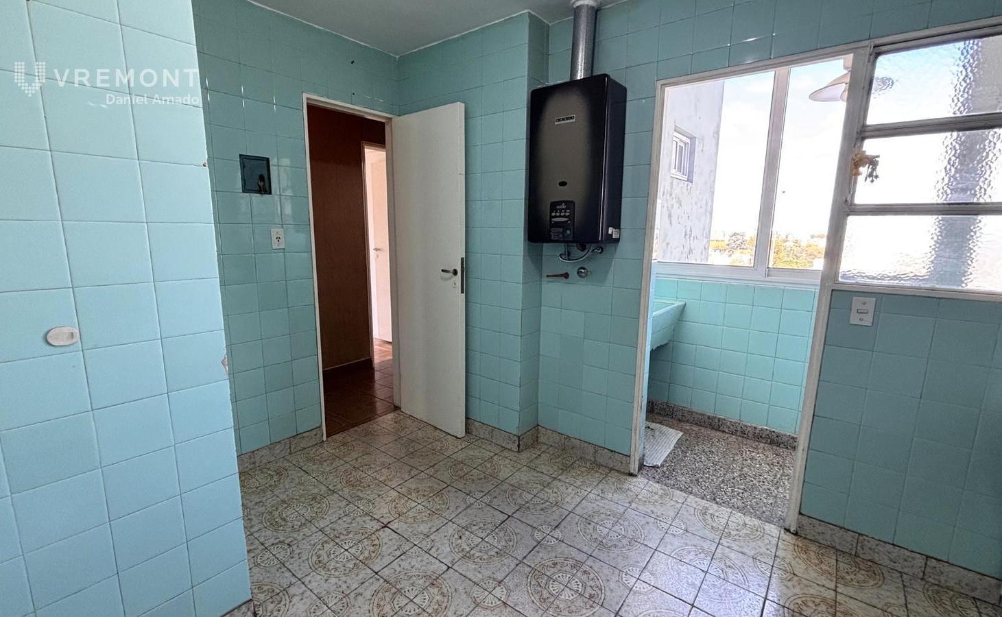 Foto de Semipiso de 3 ambientes en venta en Parque Chacabuco con balcon., imagen 4