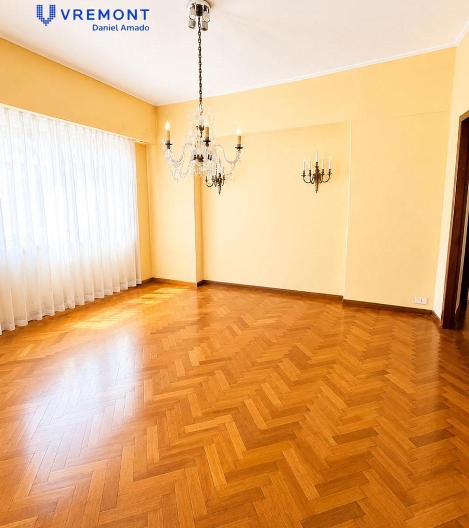 Foto de Departamento venta de 4 ambeintes + dependencia completa, imagen 4