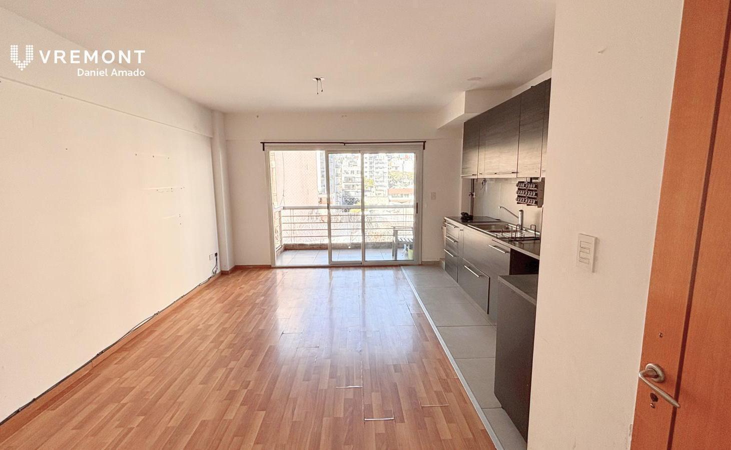 Foto de Departamento en venta de 3 ambientes en Caballito con balcón y cochera, imagen 2