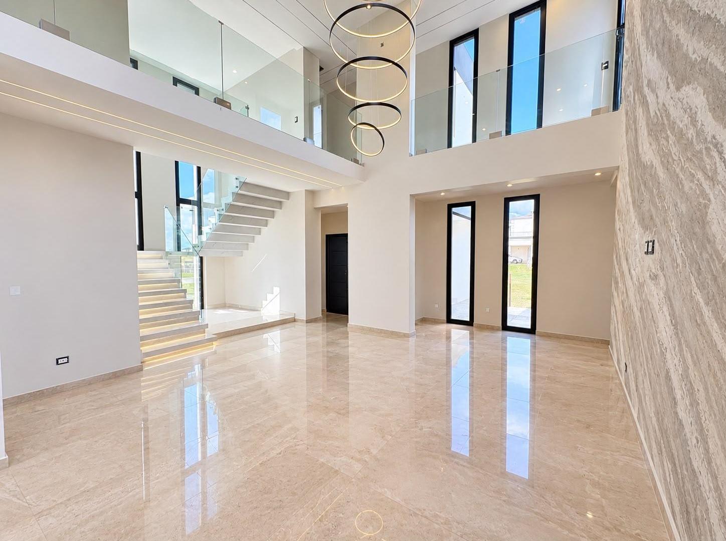 Foto de Casa de 6 ambientes a ESTRENAR con pileta, imagen 1