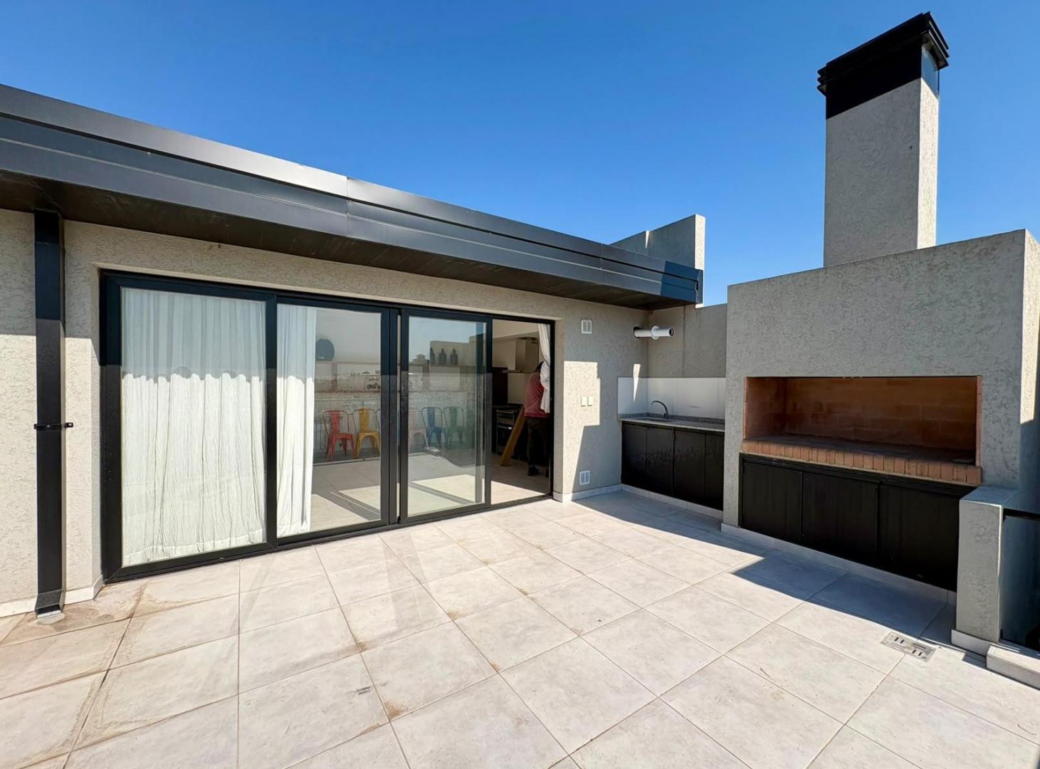 Foto de Departamento de 2 ambientes con terraza y cochera a estrenar, imagen 1