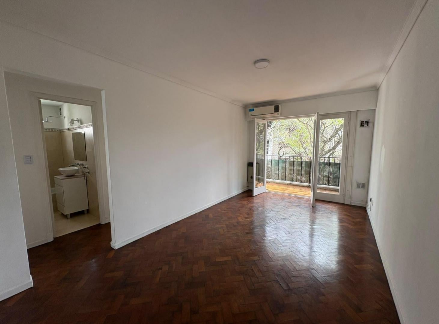 Foto de Departamento de 3 ambientes con balcón en alquiler, imagen 1
