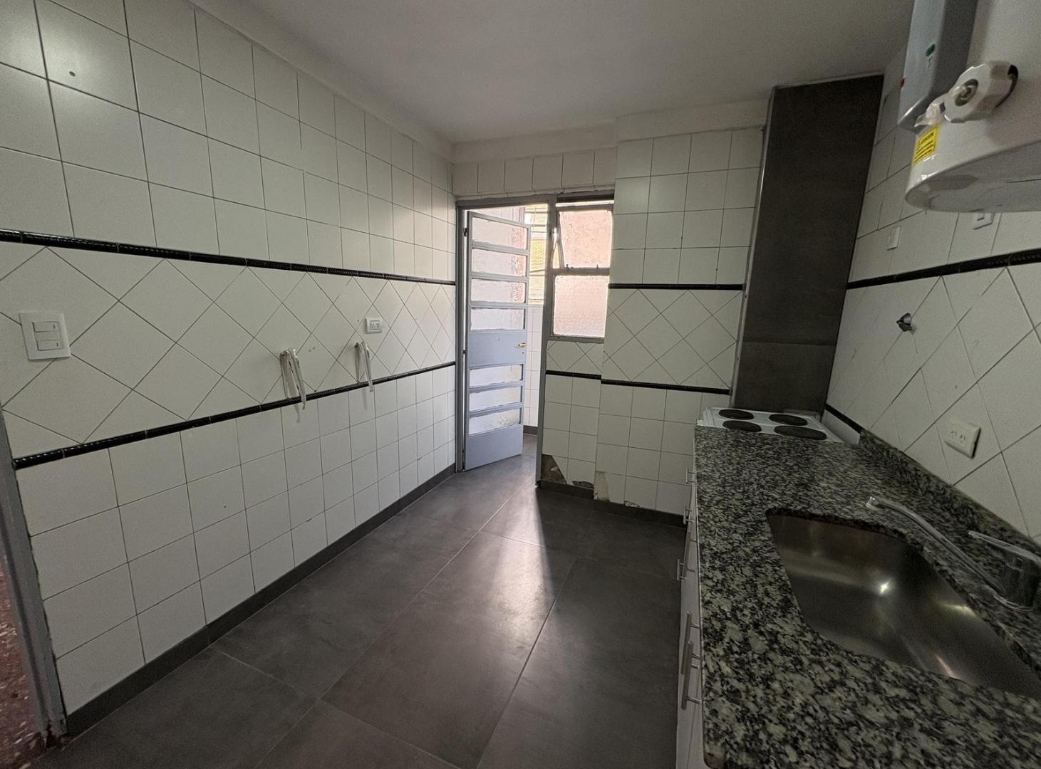 Foto de Departamento de 3 ambientes en venta en Lanús Oeste, imagen 5