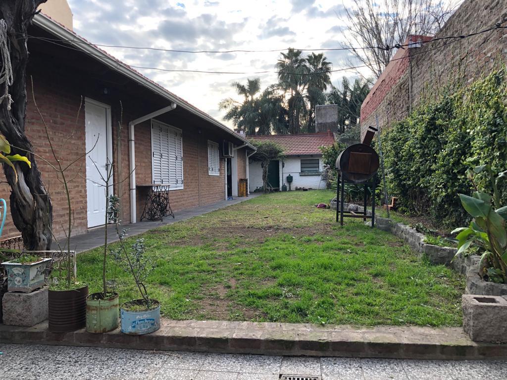 Casa Ideal 2 Familias con Garage en Muy Buena Ubicación 3