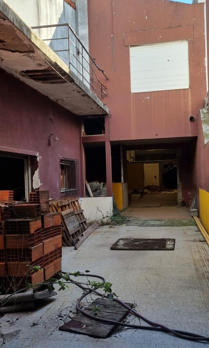 Oportunidad en Venta X Dos Galpones 5