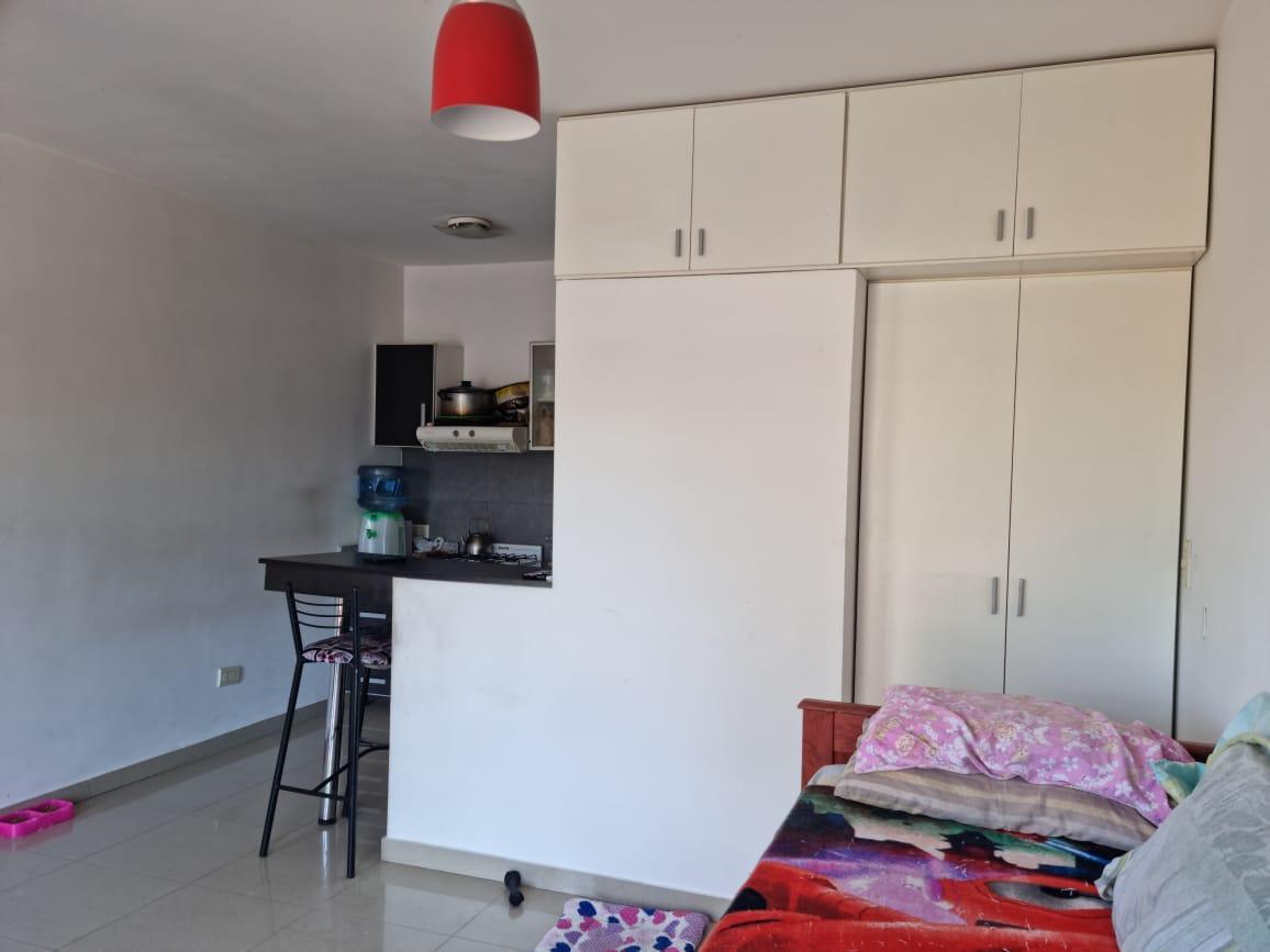 Hermoso Monoambiente Divisible con Balcón 3
