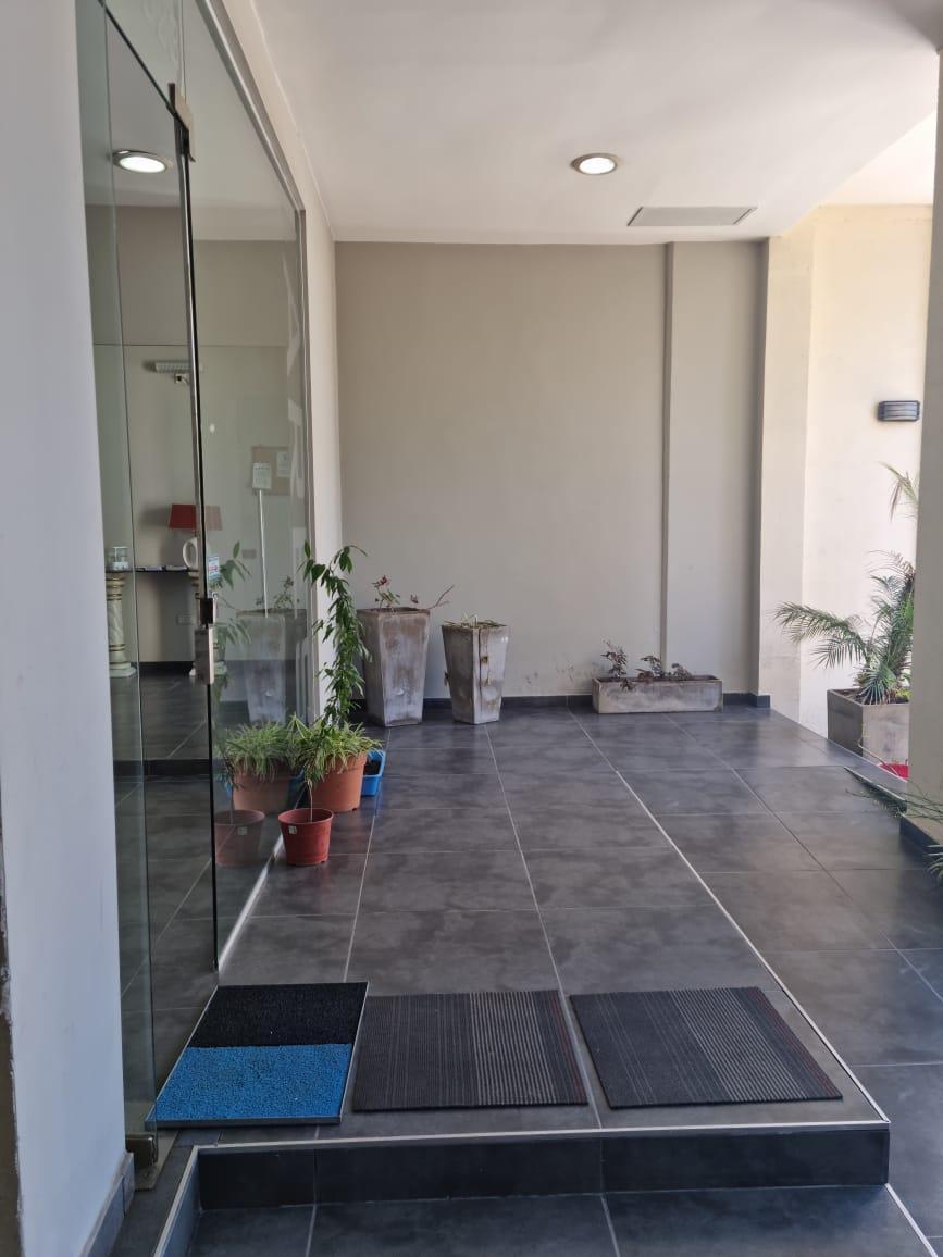 Hermoso Monoambiente Divisible con Balcón 2
