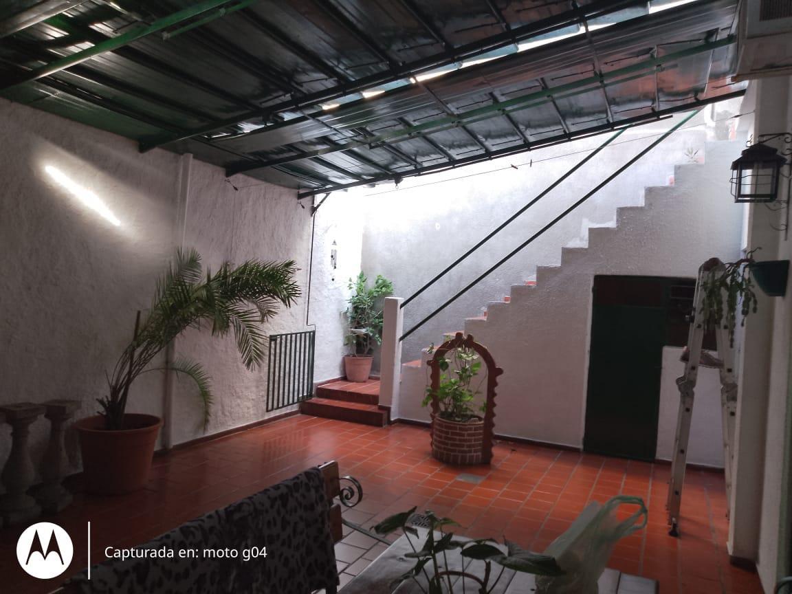 2 Deptos T/ Casa C/ ¡Patio y Parrilla! 2