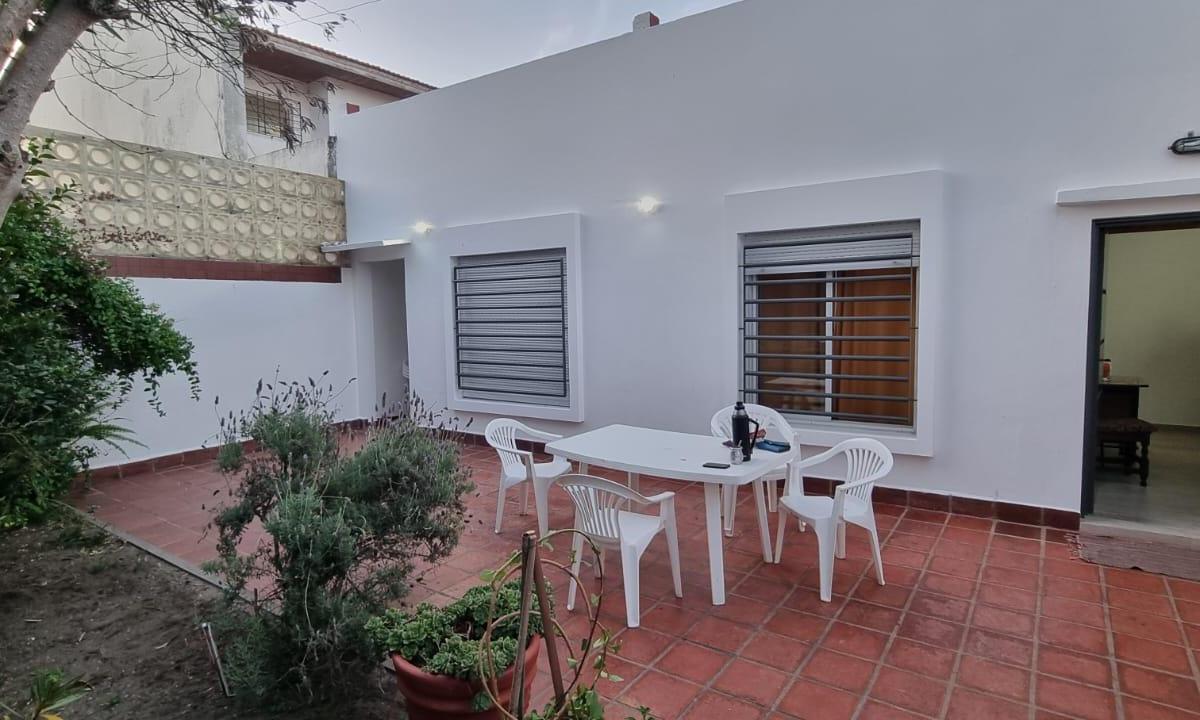 Casa P/2 Familias 4 Amb ¡A Media Cuadra de La Playa y 4 del Centro! 1