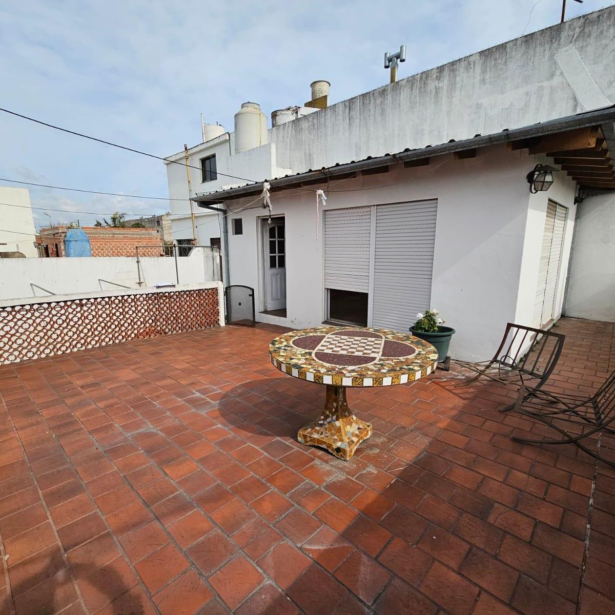 Casa 3 Amb C/garaje Patio y Terraza 2