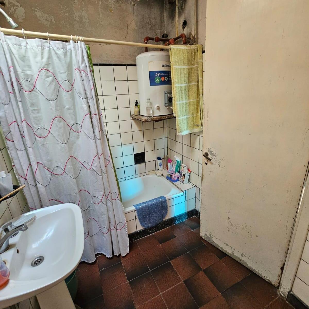 Foto de LOCAL C/ VIVIENDA, imagen 4