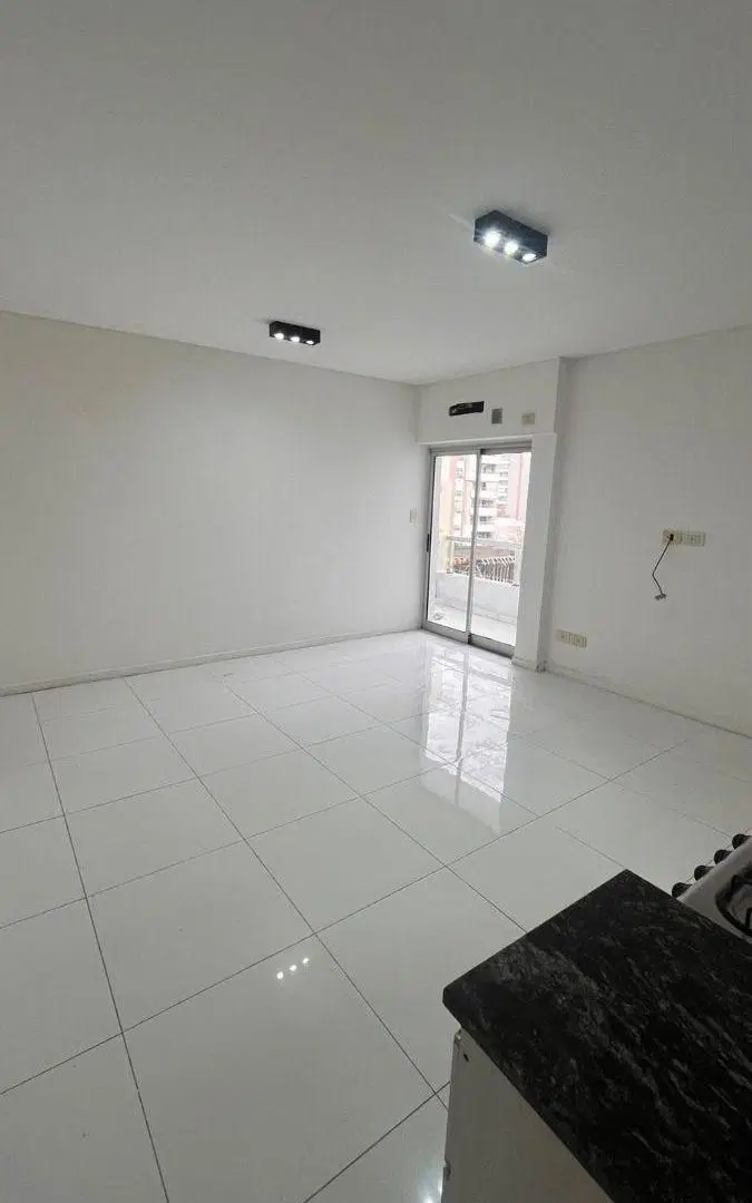 ¡Departamento de 2 Amb en Alquiler a cuadras de Lanusita! 3