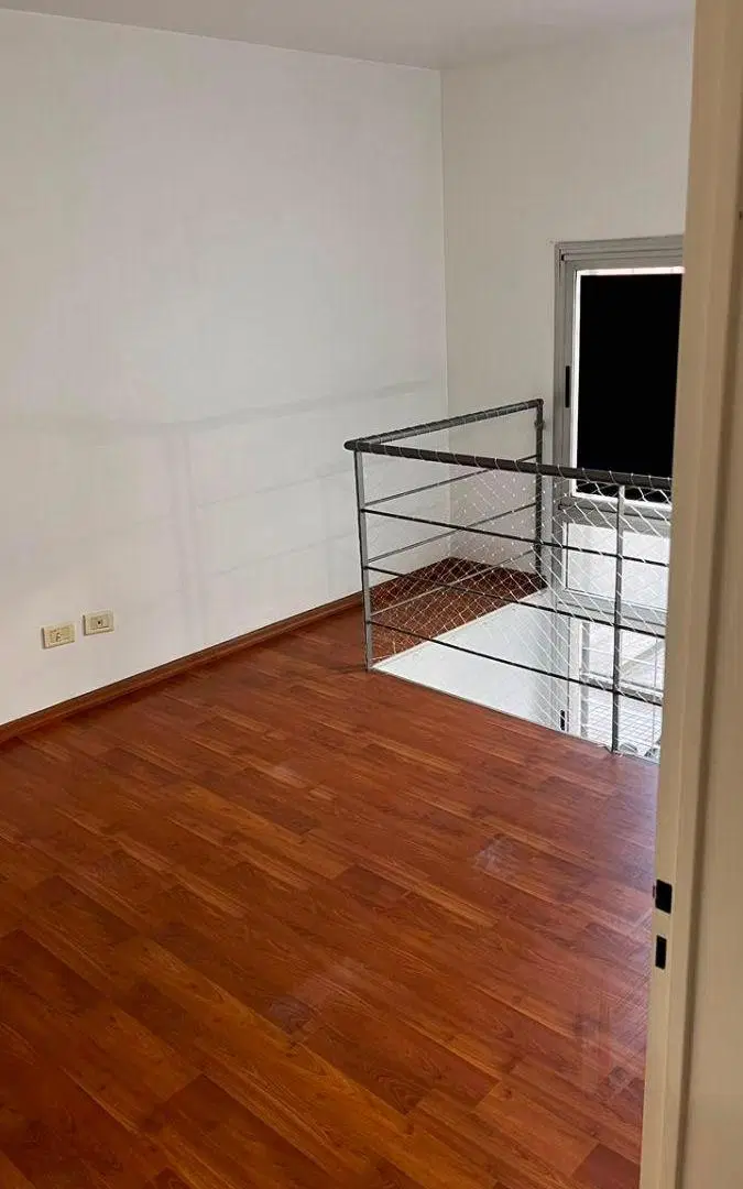 ¡Hermoso Departamento tipo dúplex al frente en ALQUILER a cuadras de Lanusita! 4