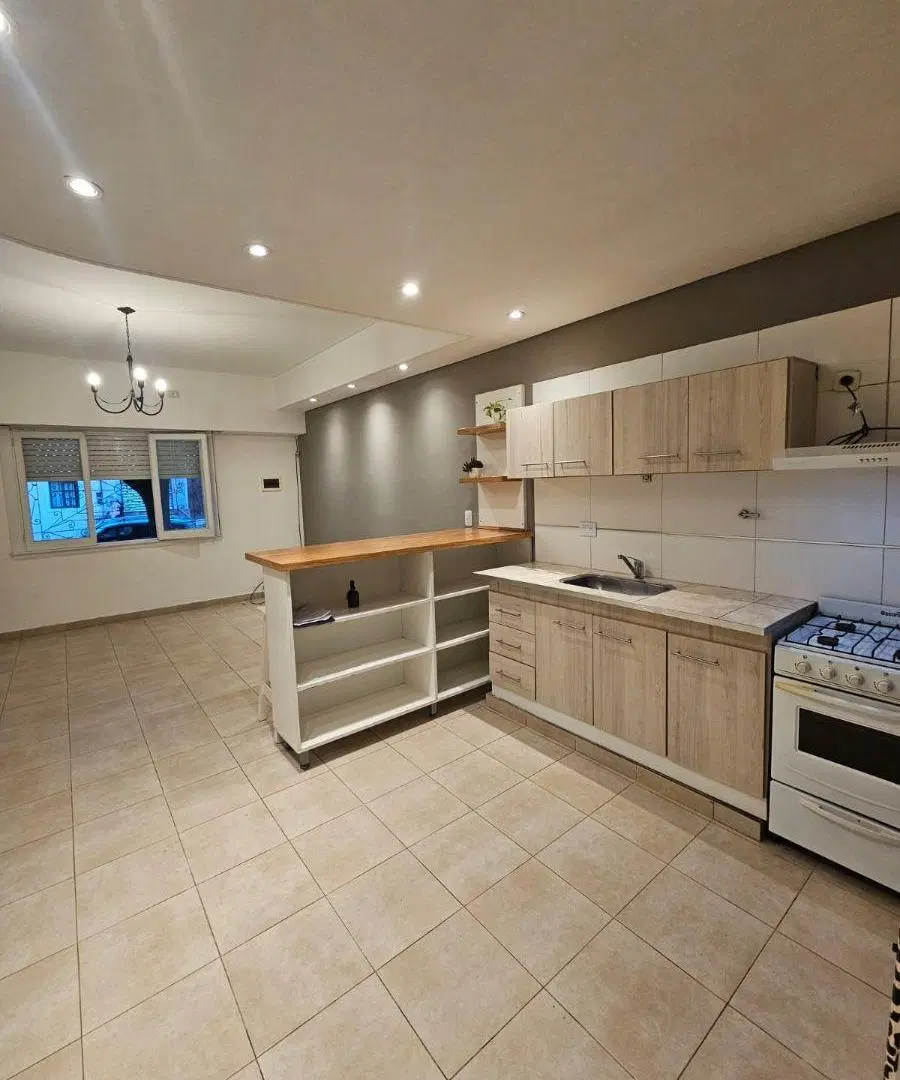 ¡NUEVO INGRESO! Departamento 3 amb en ALQUILER en LANUS OESTE 4