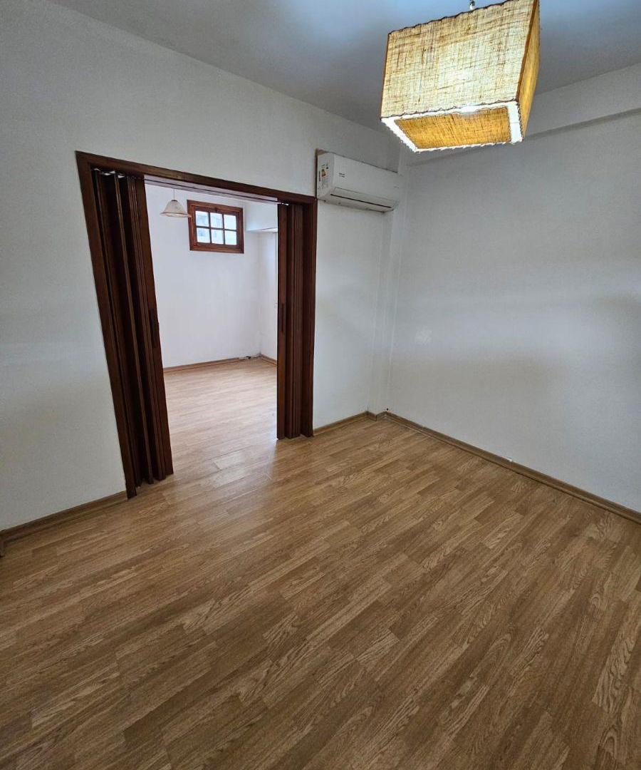 Foto de ¡NUEVO INGRESO! ¡Departamento de 2 amb y medio con Cochera!, imagen 5
