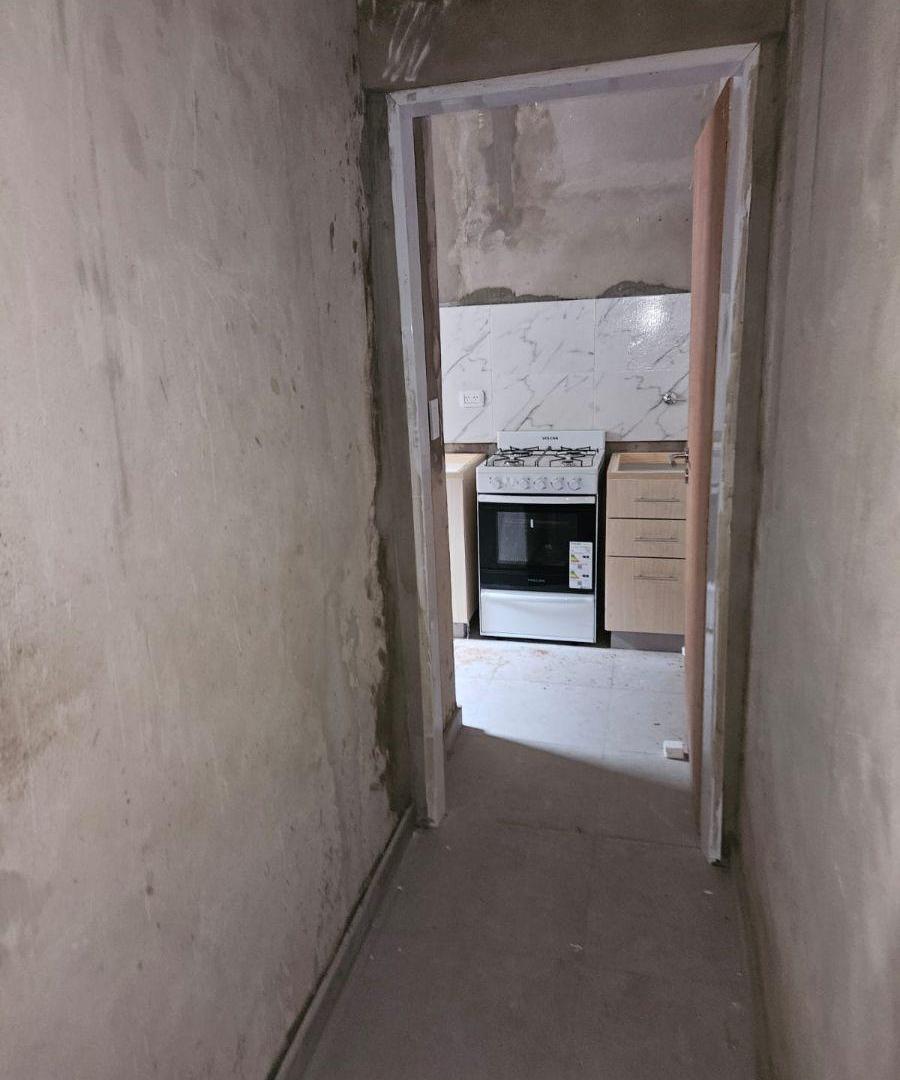Foto de ¡Nuevo Ingreso! Ideal Gastronomía/Consultorio A ESTRENAR a metros de LANUSITA, imagen 2