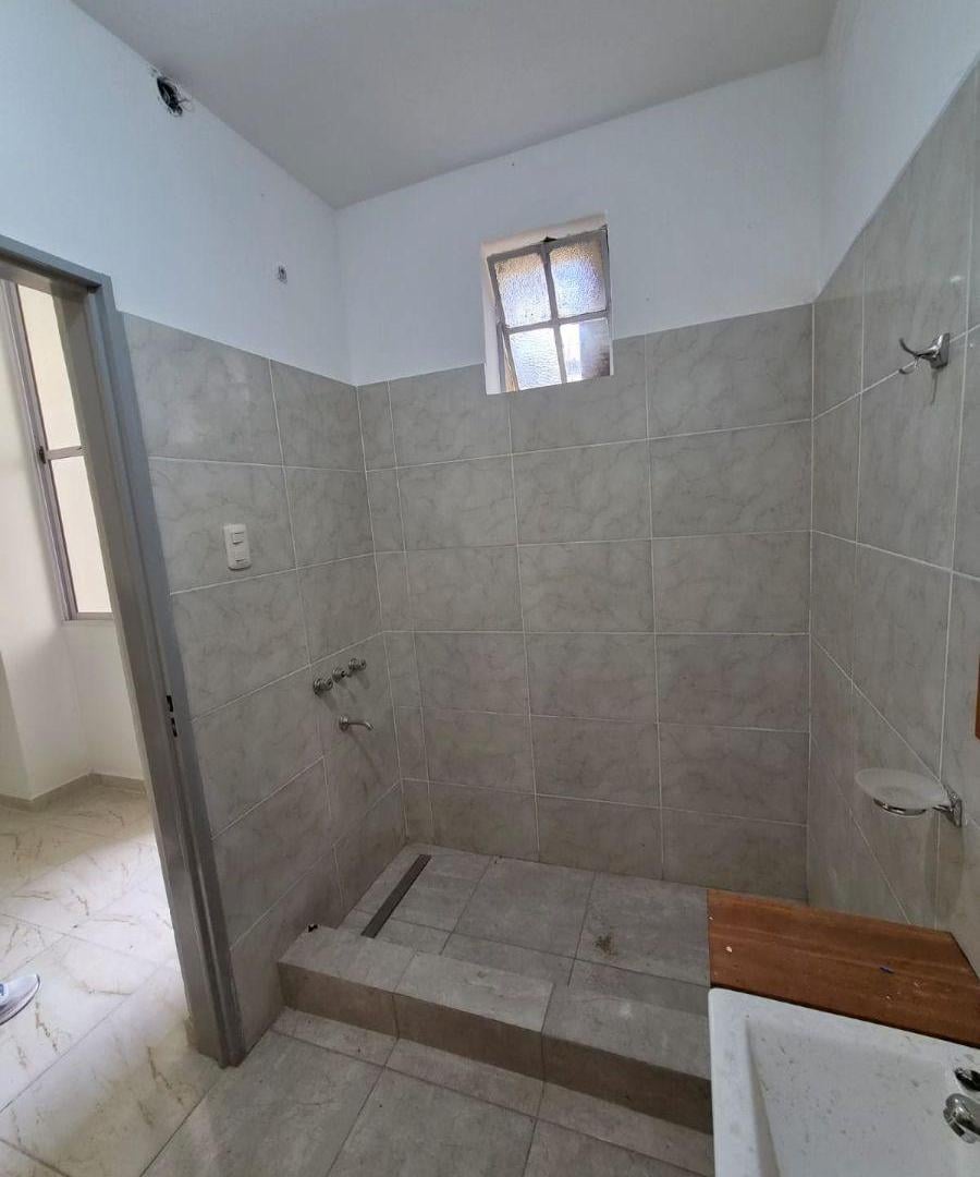 Foto de ¡NUEVO INGRESO! Casa de 3 Amb en LANUS ESTE, imagen 3